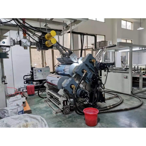 開放式冷水機(jī)，水冷式冷水機(jī)，工業(yè)冷水機(jī)